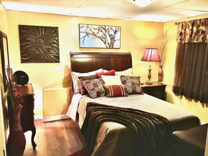 Charity'S Haven II Apartment Waldorf Exterior photo