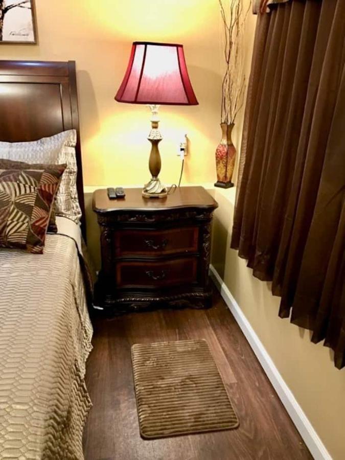 Charity'S Haven II Apartment Waldorf Exterior photo